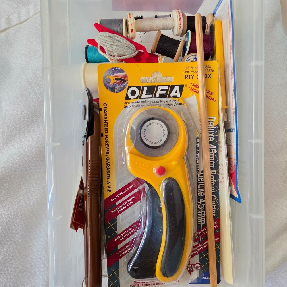 Olfa Dritz Sewing Quilting Supply Lot Vintage Buttons Rotary Cutters Needles
